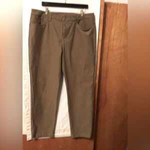 LULULEMON PANTS SZ 38